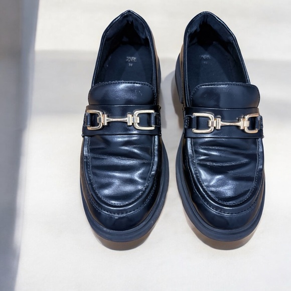 Zara Black Loafers with Gold Accent - Picture 5 of 6